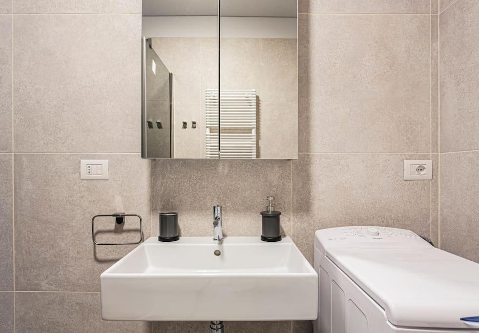 Unique Studio In The Heart Of Milano Eksteriør billede